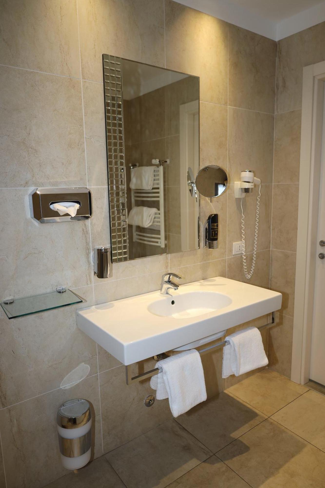 Hotel One & Restaurant Dalmine