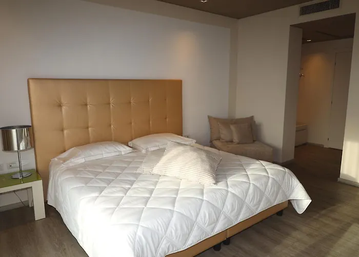 One Hotel & Restaurant