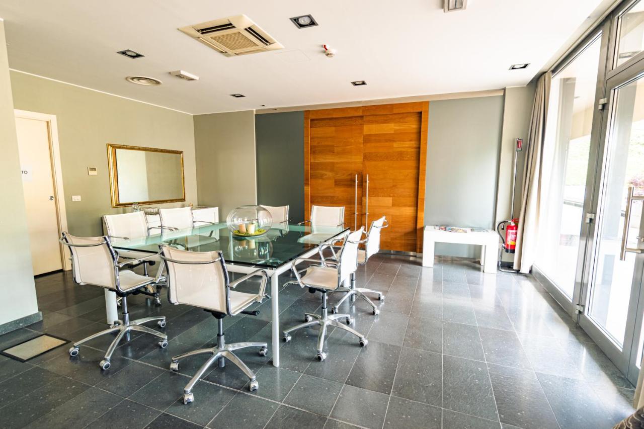One & Restaurant 4* Dalmine