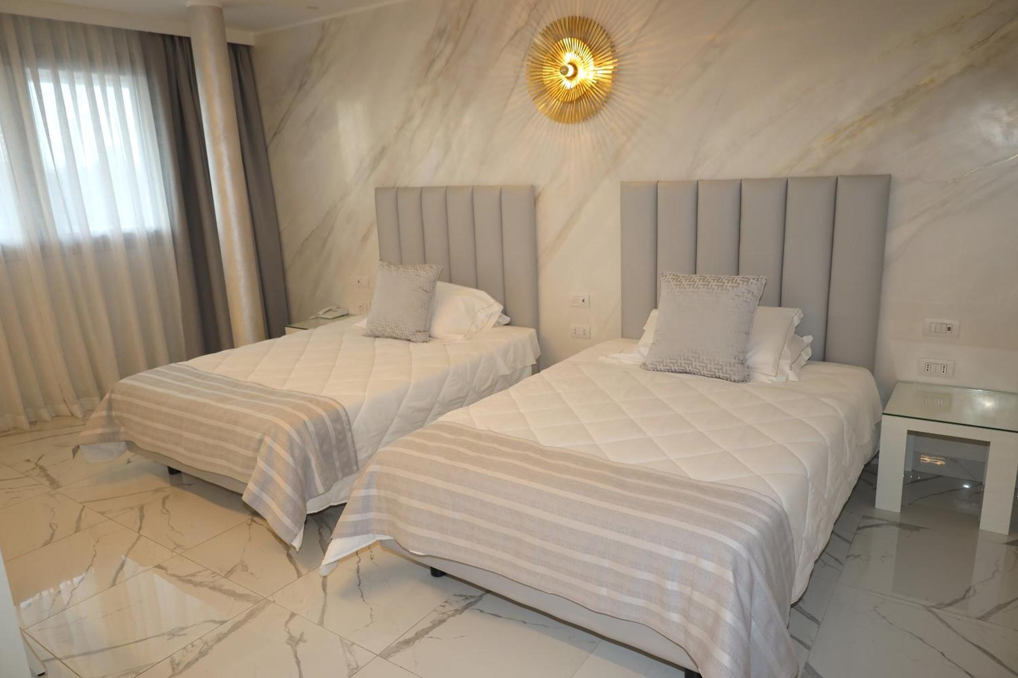One & Restaurant Hotel Dalmine