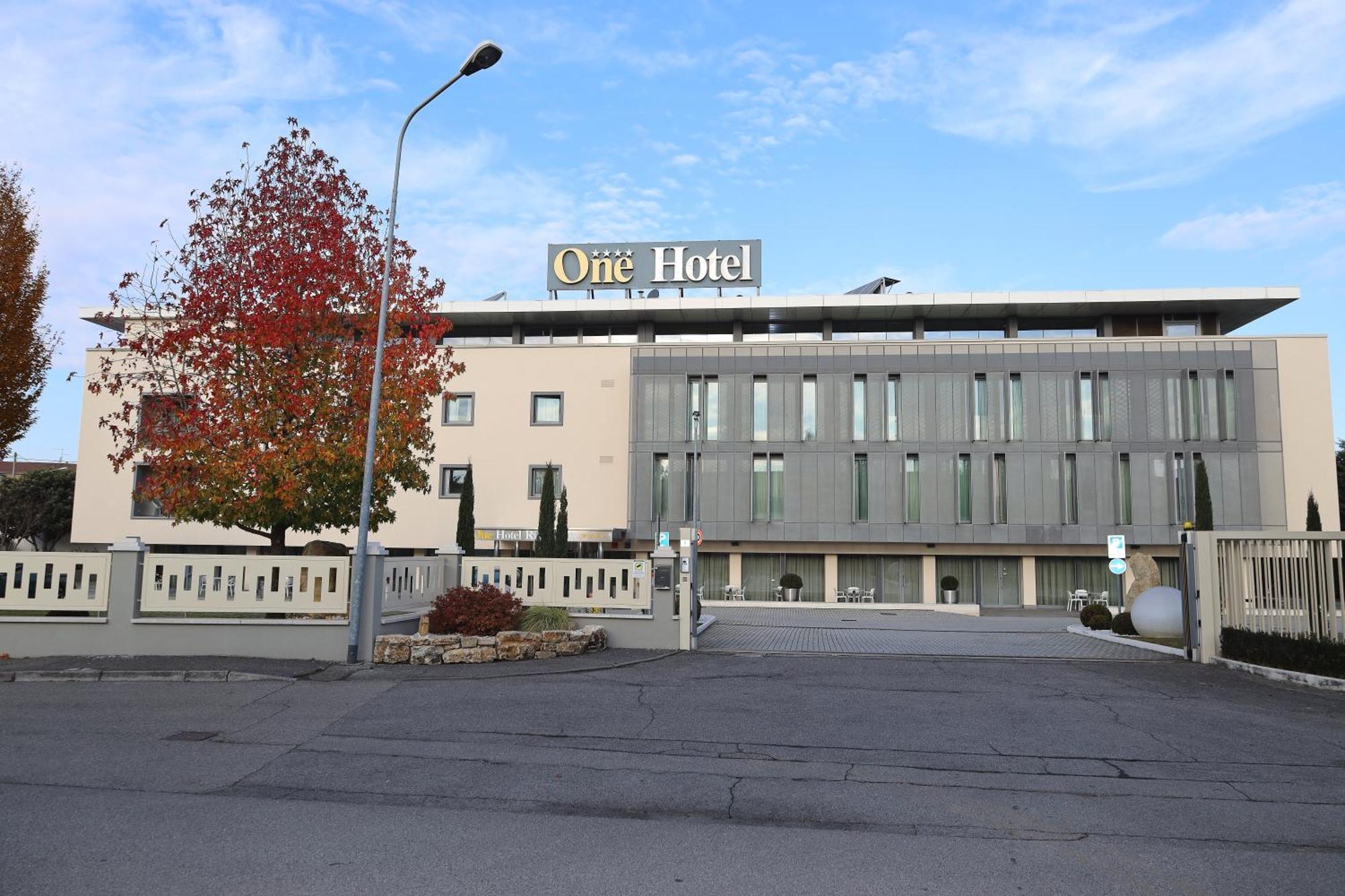 One & Restaurant