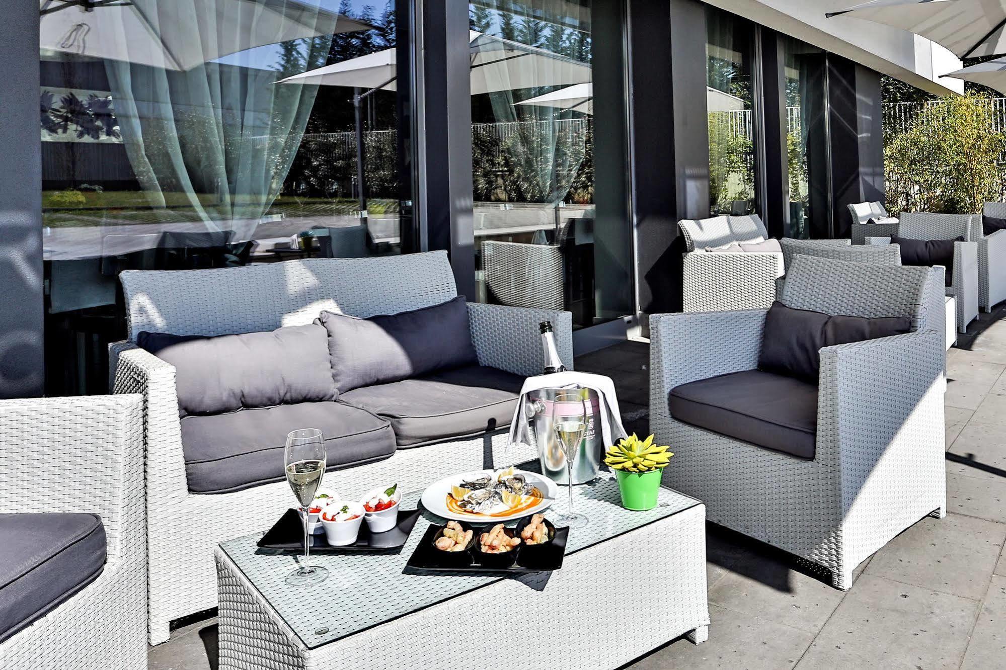 Hotel One & Restaurant 4*